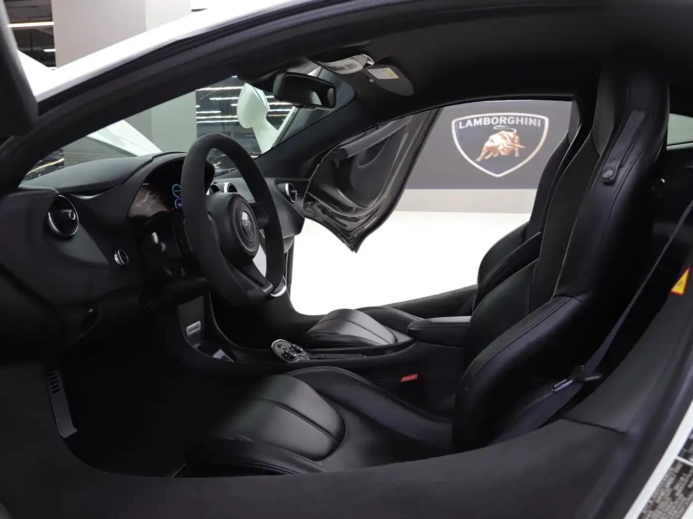 McLaren 540C 2015 3.8T Coupe — миниатюра 4