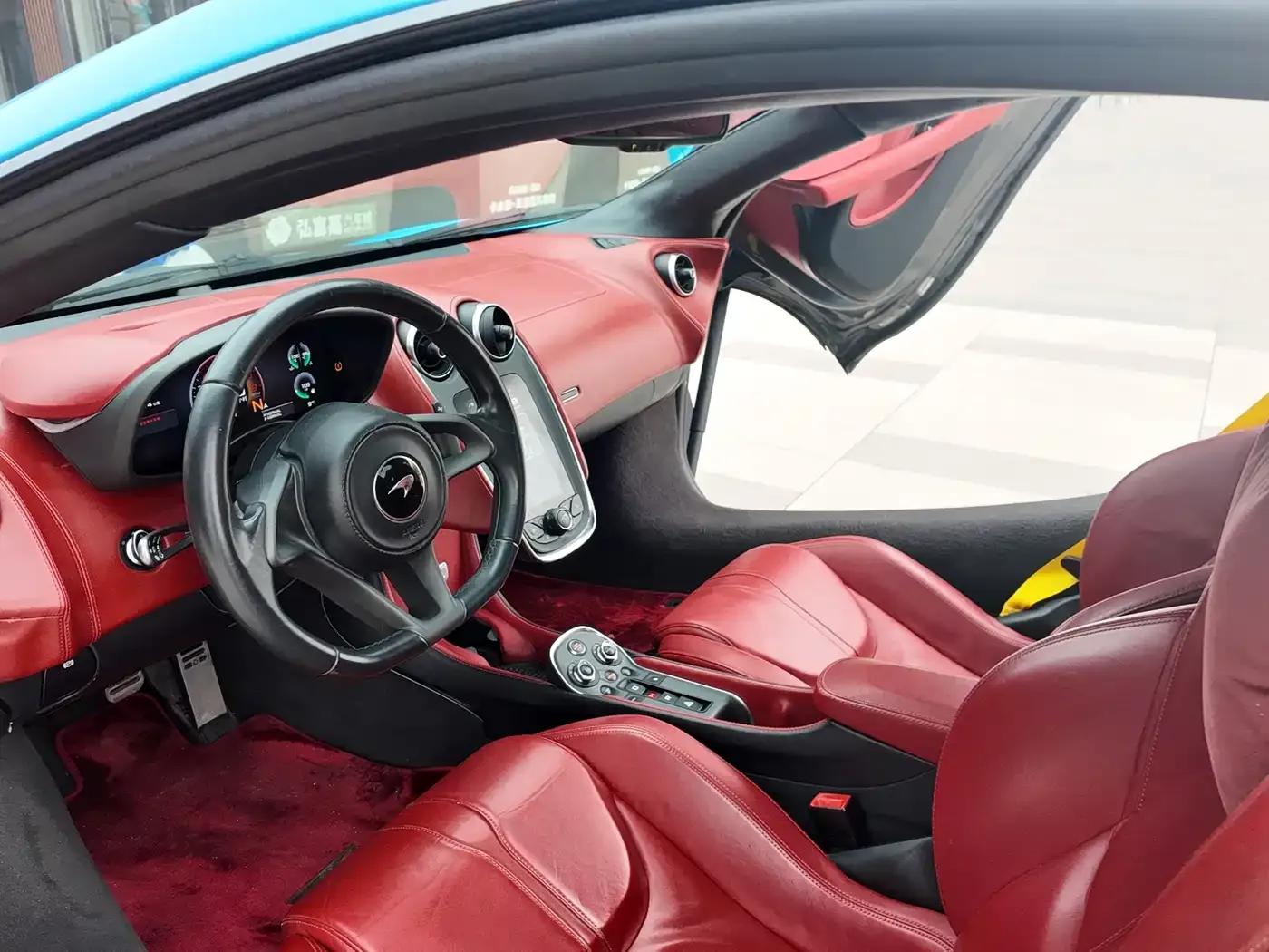 McLaren 540C 2019 3.8T Coupe — миниатюра 11