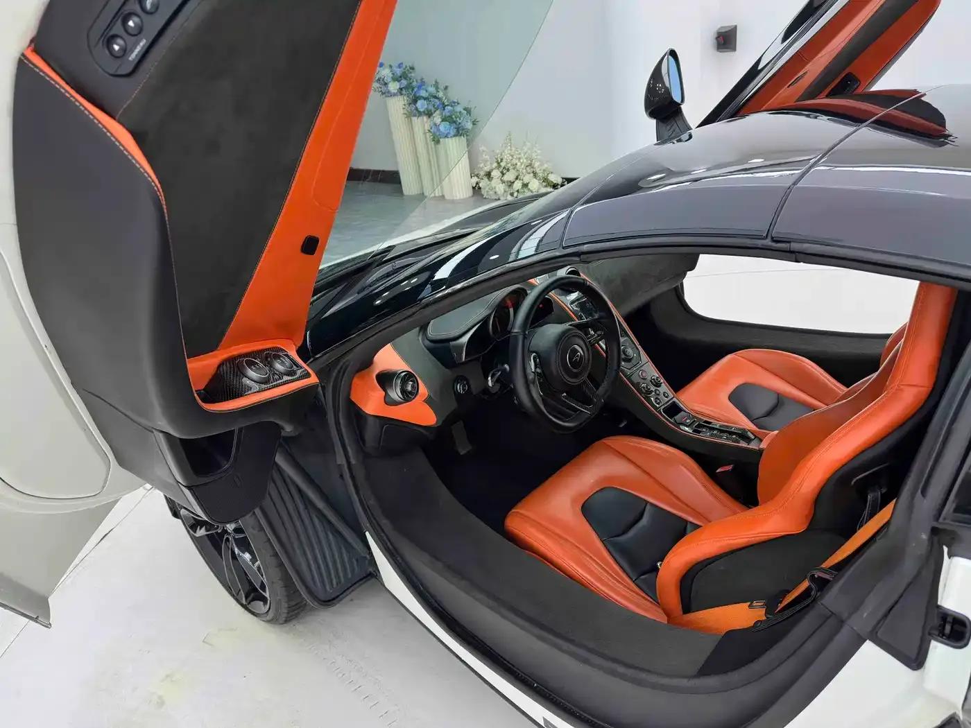McLaren 12C 2013 3.8T SPIDER — миниатюра 17