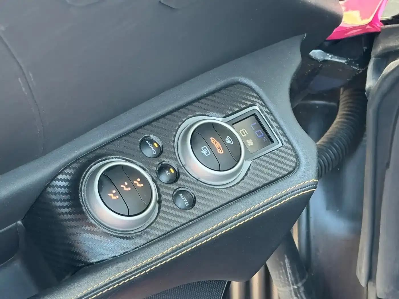 McLaren 12C 2013 3.8T Coupe — миниатюра 9