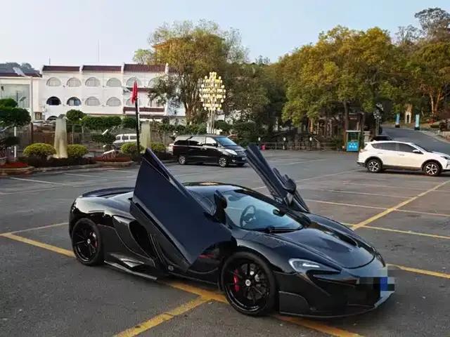 McLaren 12C 2013 3.8T Coupe