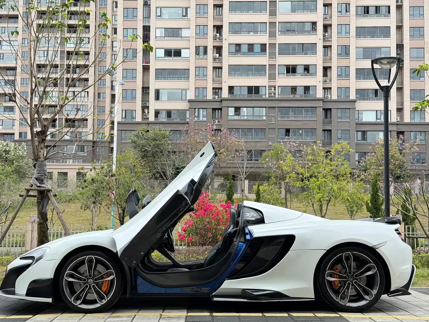 McLaren 12C 2013 3.8T SPIDER — миниатюра 3