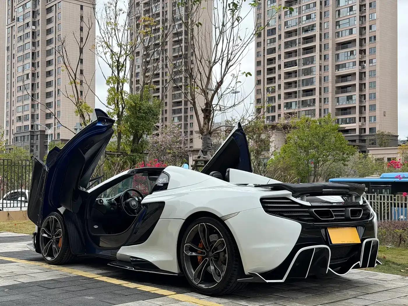 McLaren 12C 2013 3.8T SPIDER — миниатюра 4