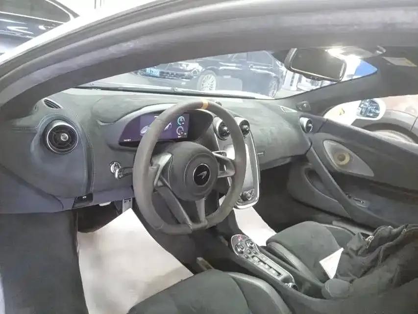 McLaren 600LT 2018 3.8T Coupe — миниатюра 4