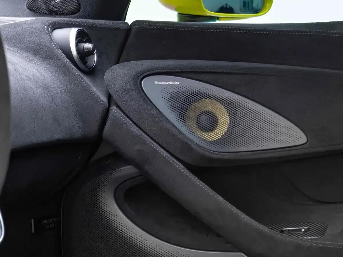 McLaren 600LT 2018 3.8T Coupe — миниатюра 11
