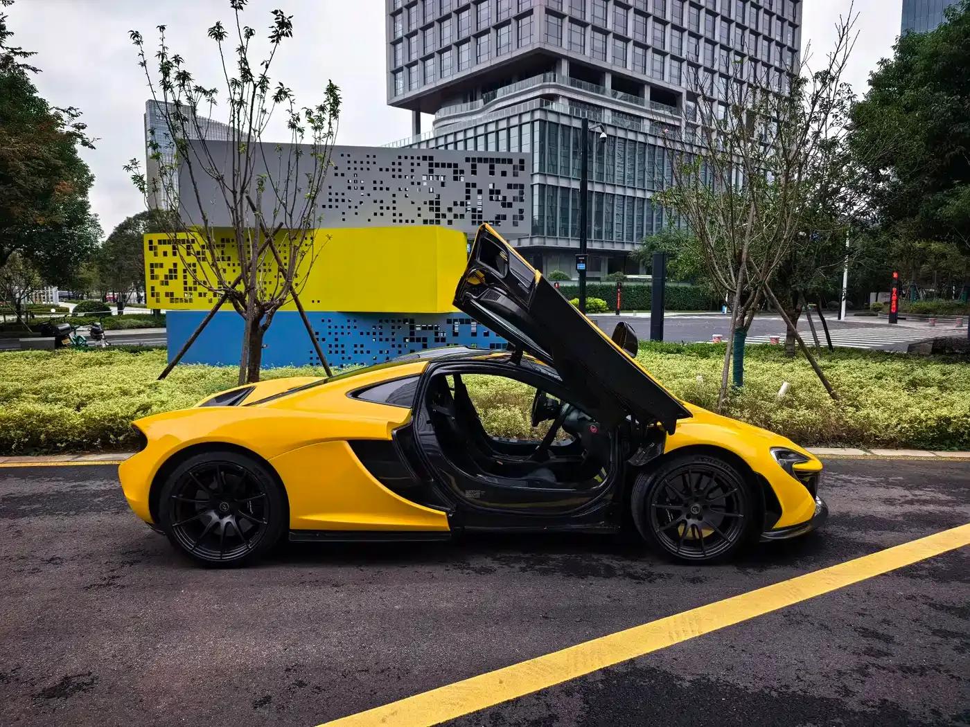 McLaren P1 2014 3.8T Standard Model — миниатюра 16