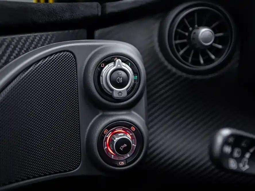 McLaren P1 2014 3.8T Standard Model — миниатюра 17