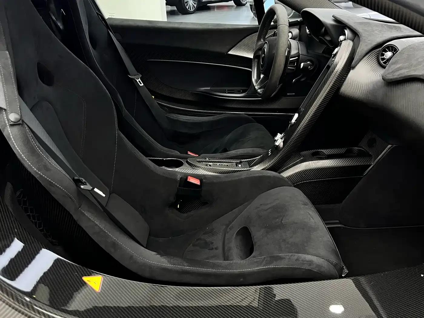 McLaren P1 2014 3.8T Standard Model — миниатюра 20