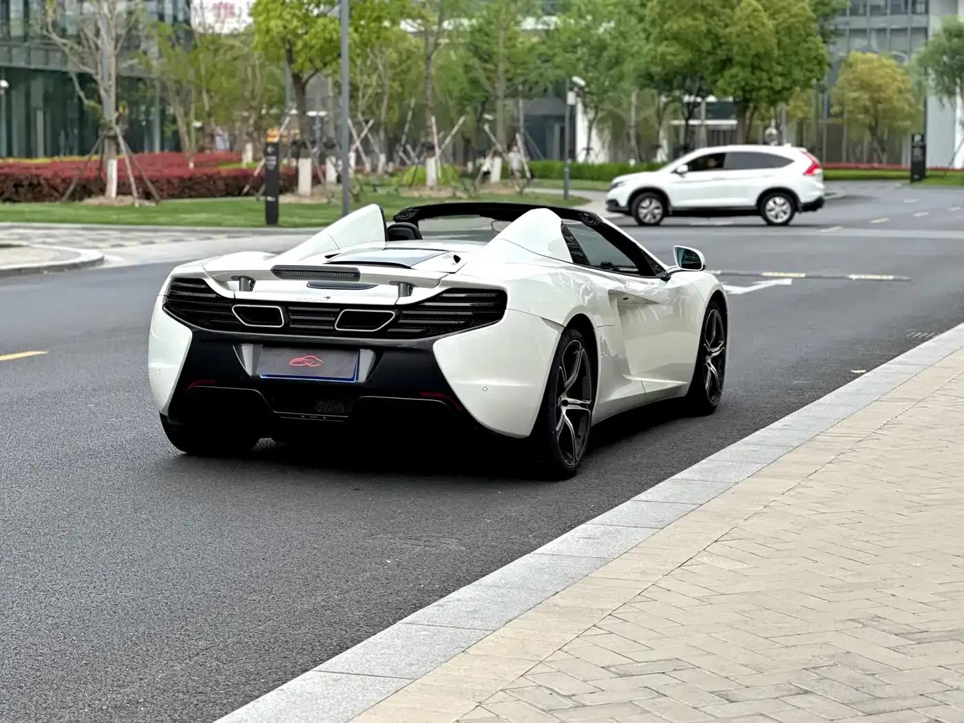 McLaren 625C 2015 3.8T Spider — миниатюра 6