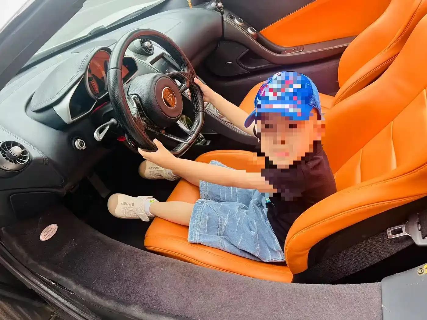 McLaren 625C 2015 3.8T Spider — миниатюра 4