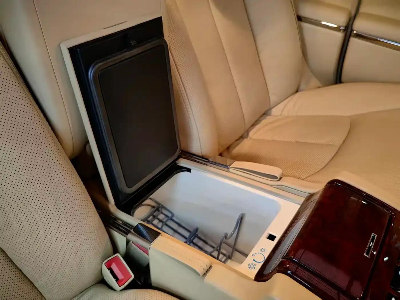 Maybach 2009 6.0T 62 Zeppelin — миниатюра 18