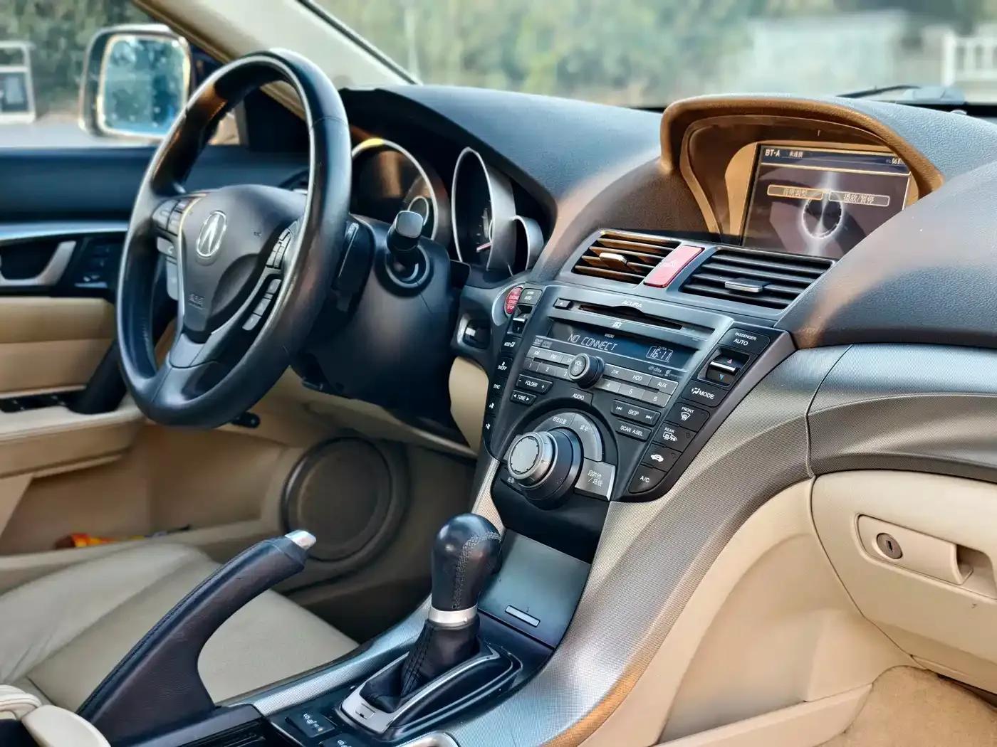 Acura TL 2010 3.5 Premium Edition — миниатюра 14