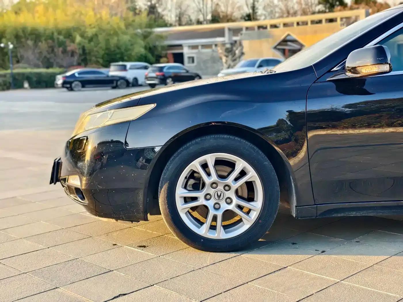 Acura TL 2010 3.5 Premium Edition — миниатюра 8