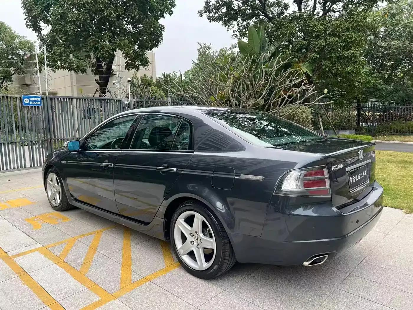 Acura TL 2006 3.2 Speed Edition — миниатюра 6