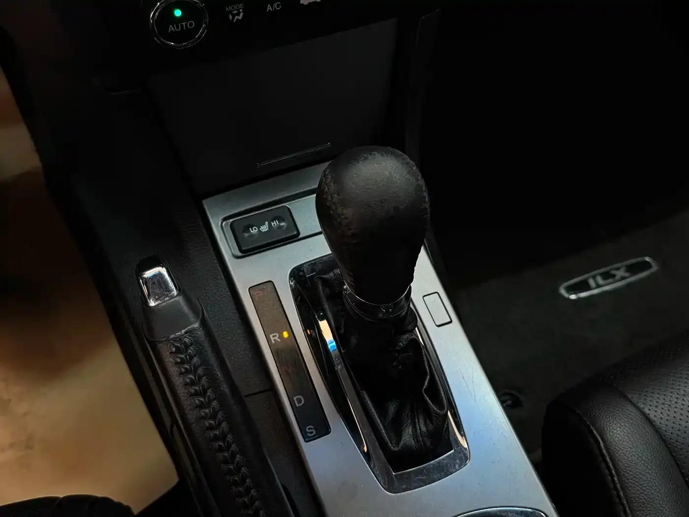 Acura ILX 2013 1.5L Hybrid — миниатюра 13