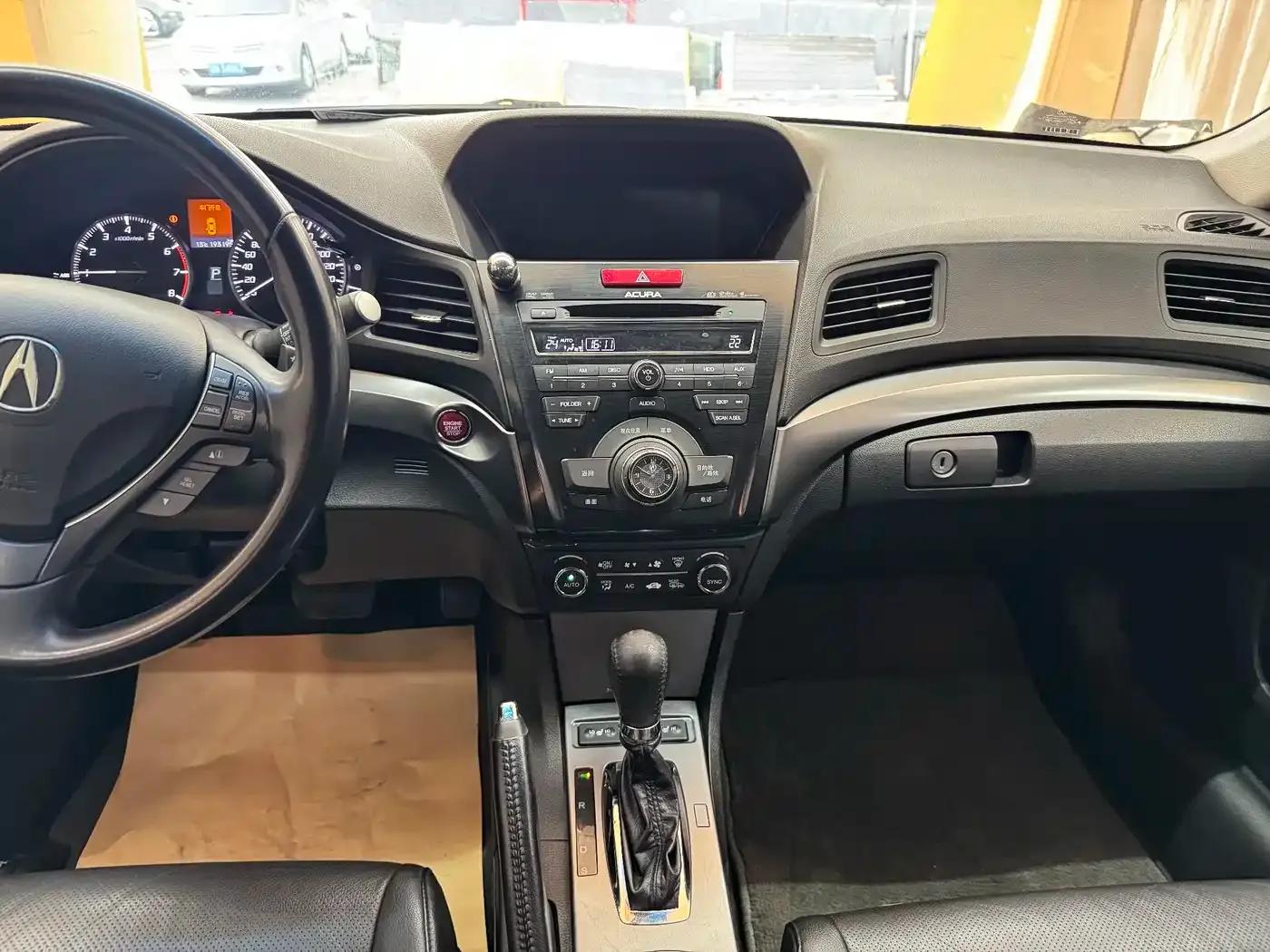 Acura ILX 2013 1.5L Hybrid — миниатюра 16