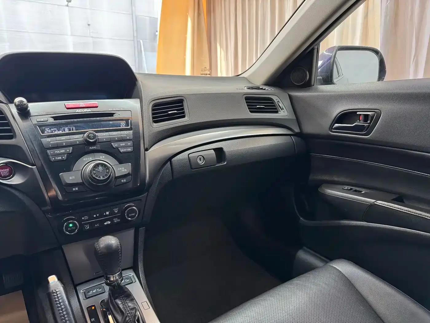 Acura ILX 2013 1.5L Hybrid — миниатюра 17