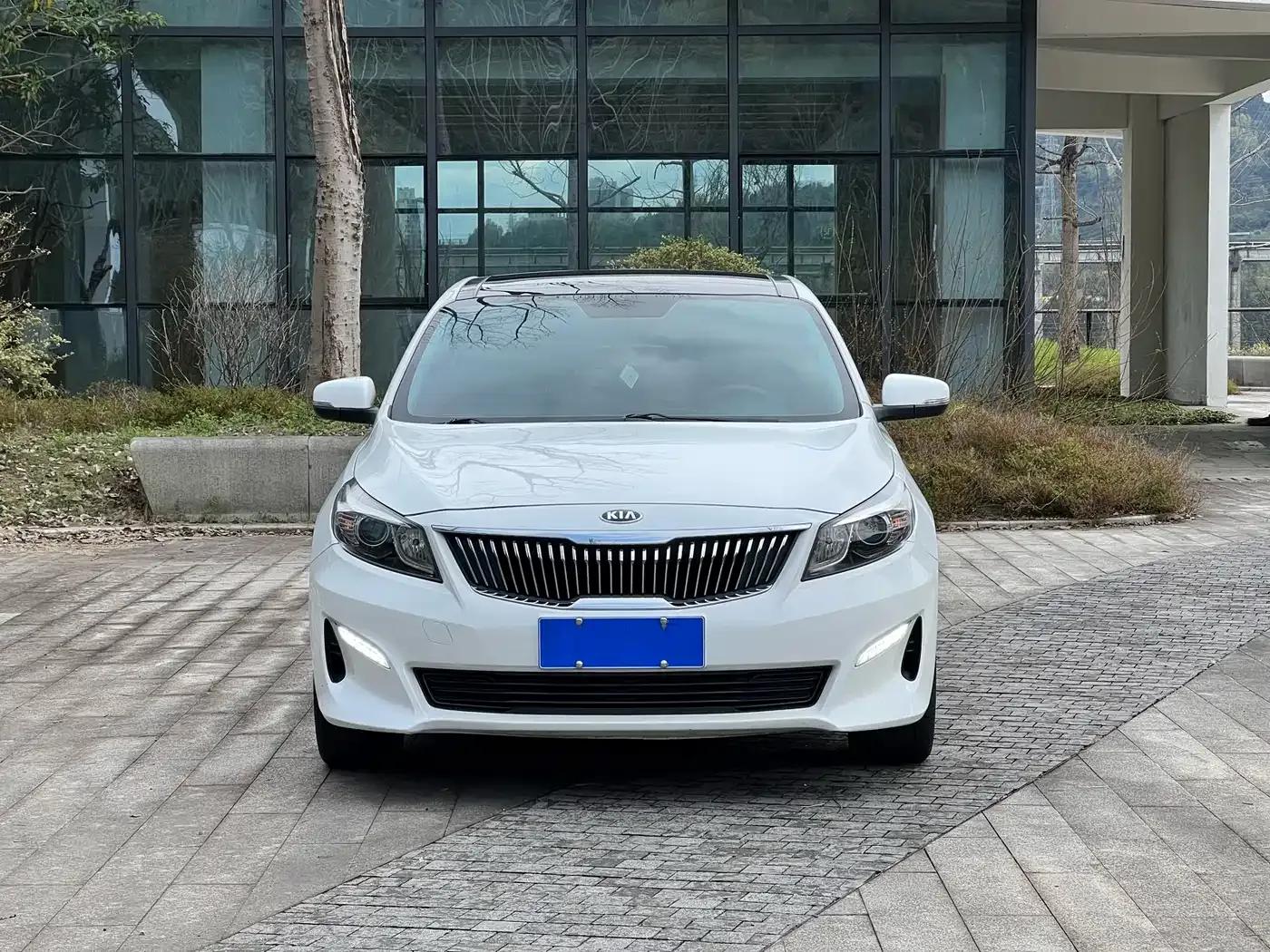 K5 2017 1.8L Automatic GLS — миниатюра 2