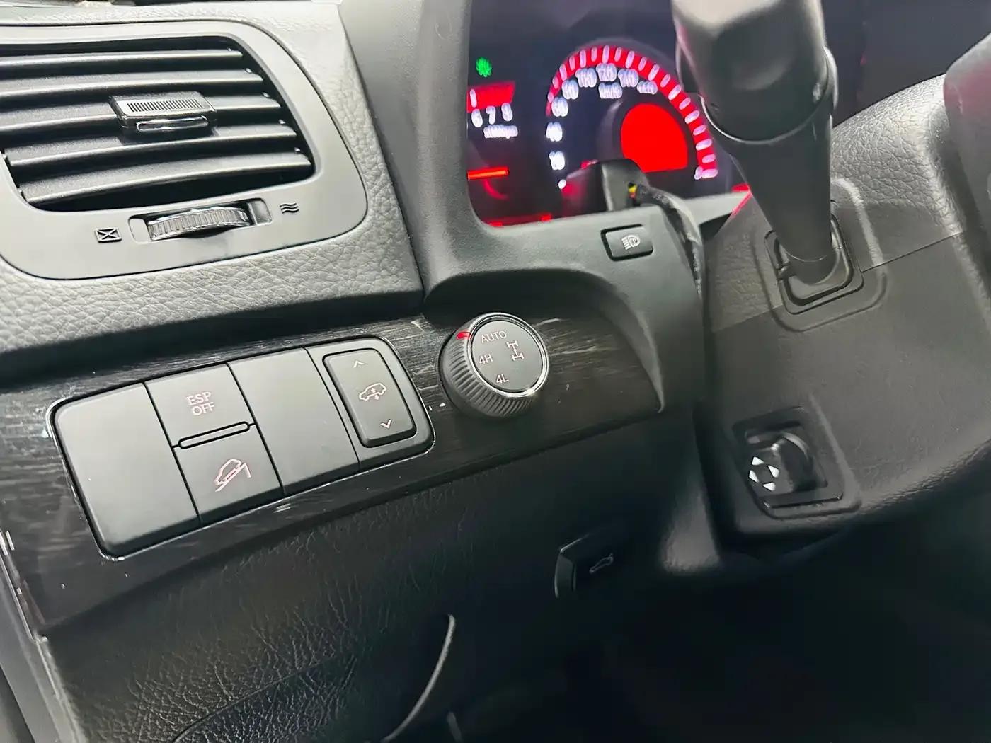 2015 Borrego 3.8L Luxury Edition (National V Emission Standard) — миниатюра 5