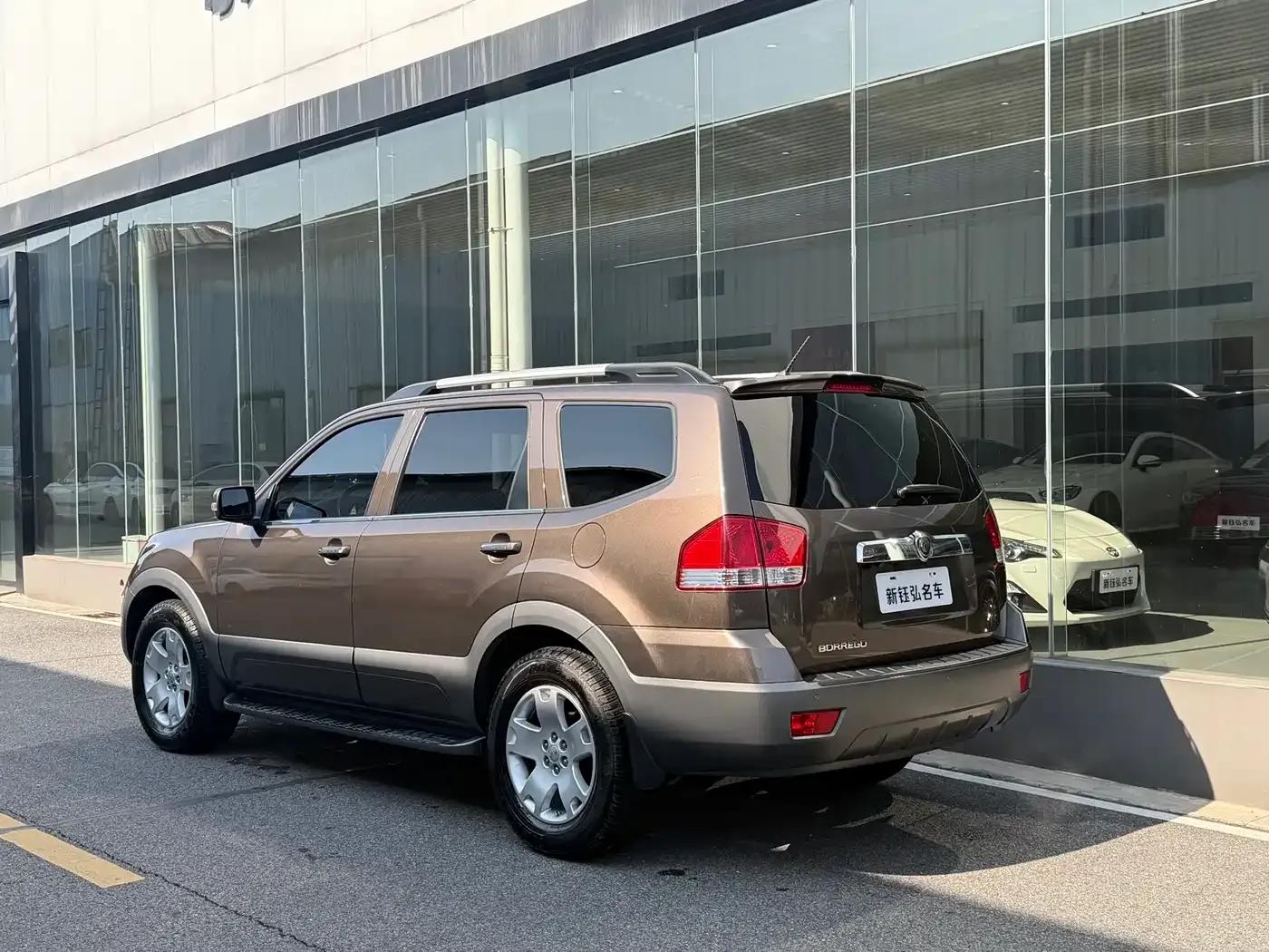 2015 Borrego 3.8L Luxury Edition (National IV Emission Standard) — миниатюра 4