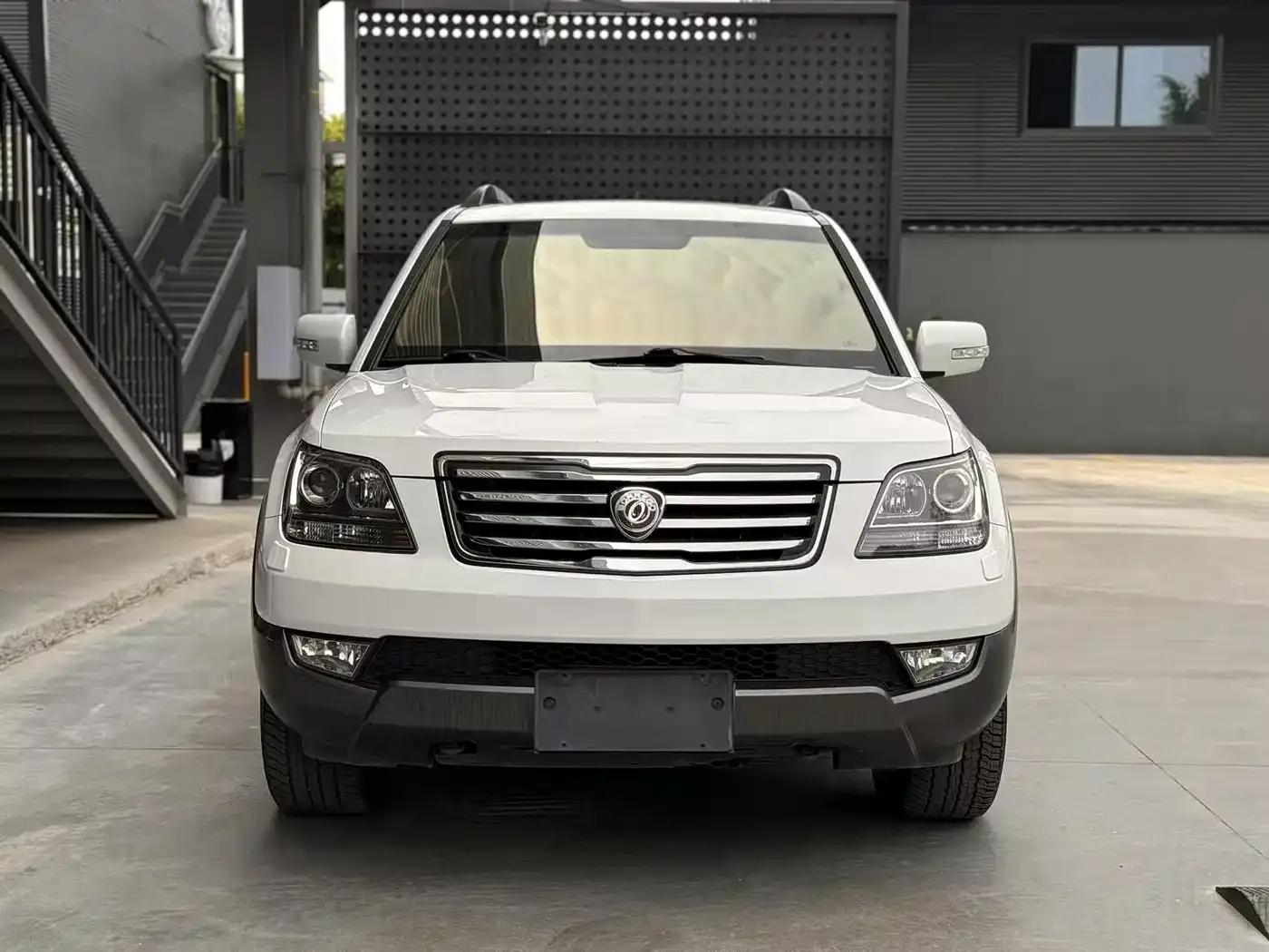 Borrego 2013 3.8L Luxury Edition (National V Emission Standard) — миниатюра 2