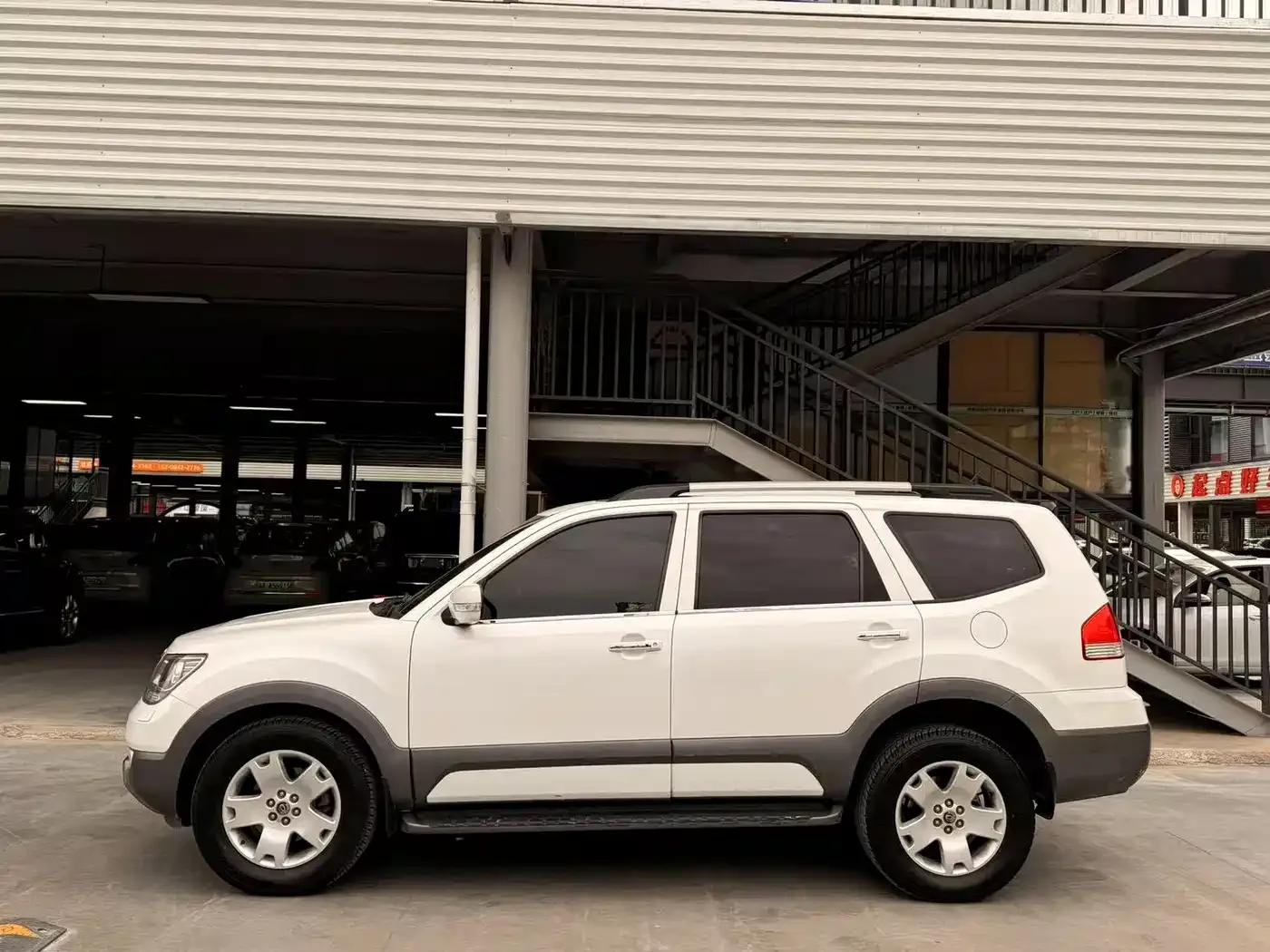 Borrego 2013 3.8L Luxury Edition (National V Emission Standard) — миниатюра 7