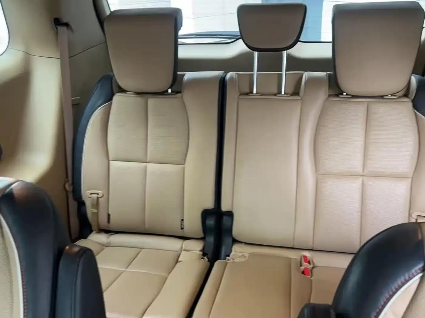 Carnival Imported 2015 3.3GDI Luxury Edition (National IV Emission Standard) — миниатюра 11