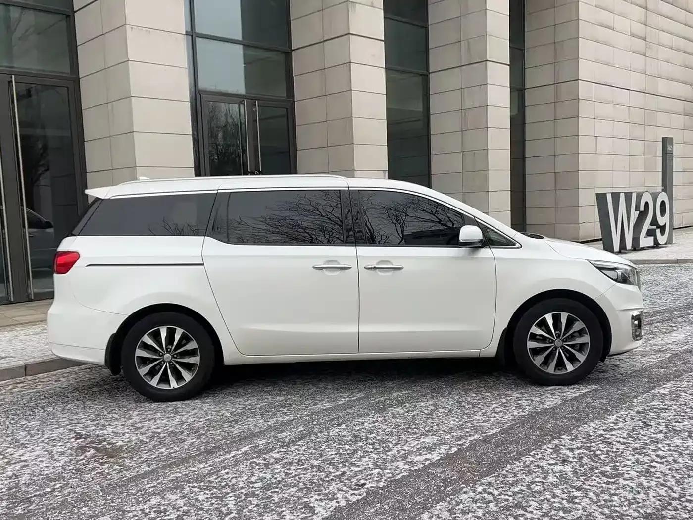 Carnival Imported 2015 3.3GDI Luxury Edition (National IV Emission Standard) — миниатюра 3