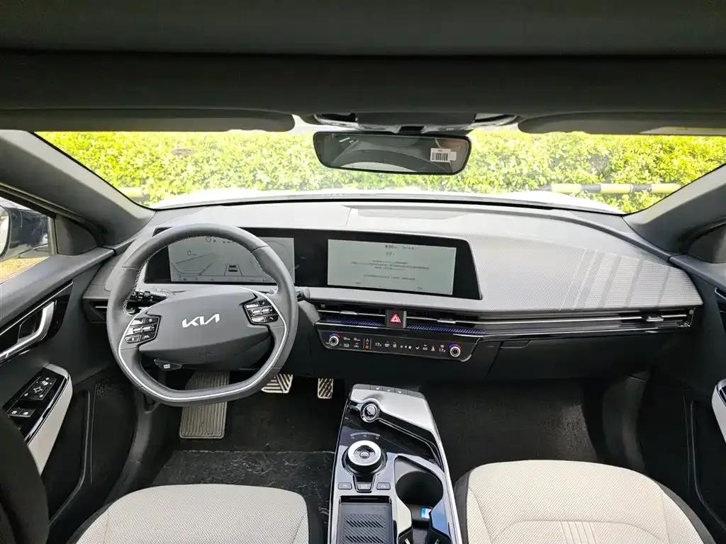 Kia EV6 2023 GT-Line — миниатюра 6