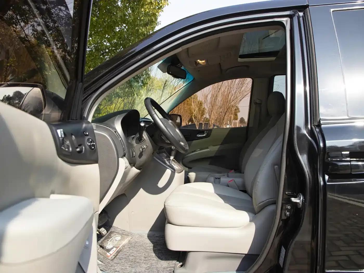 Kia VQ 2011 2.7 Comfort Edition — миниатюра 11