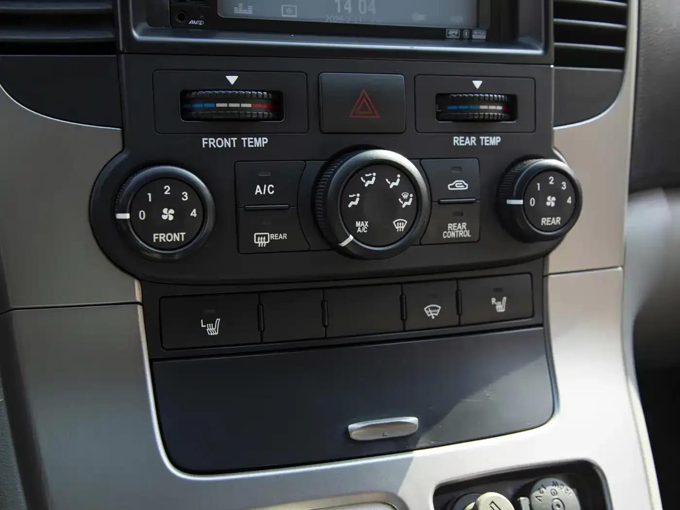 Kia VQ 2011 2.7 Comfort Edition — миниатюра 25