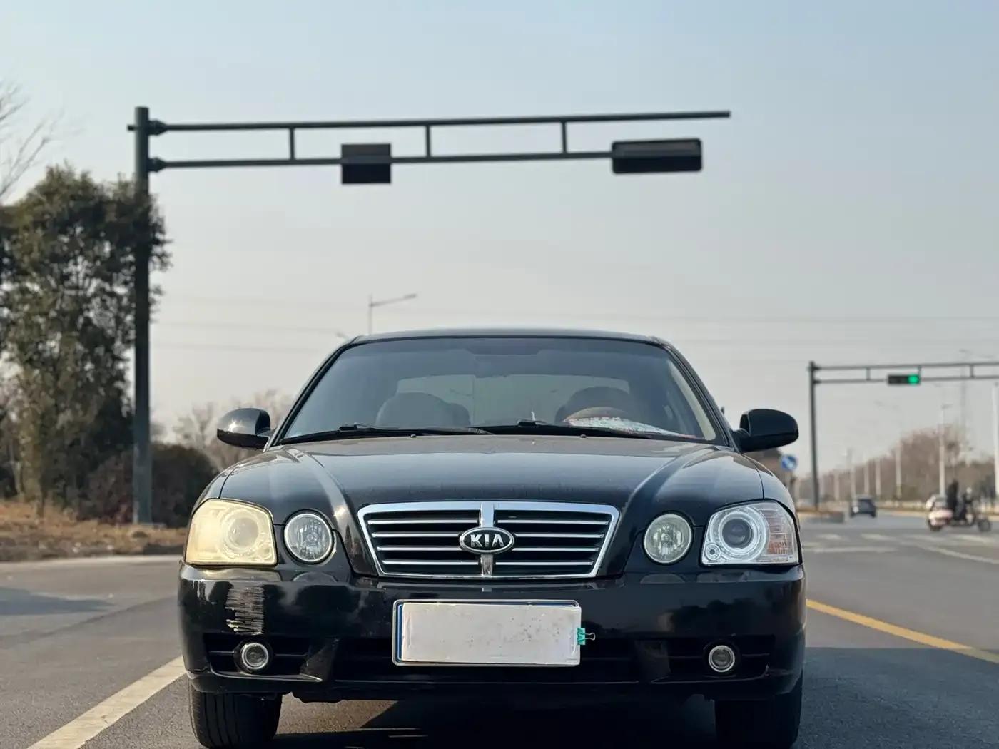 2006 Optimus Prime 2.0L Automatic Top-of-the-line Model — миниатюра 2