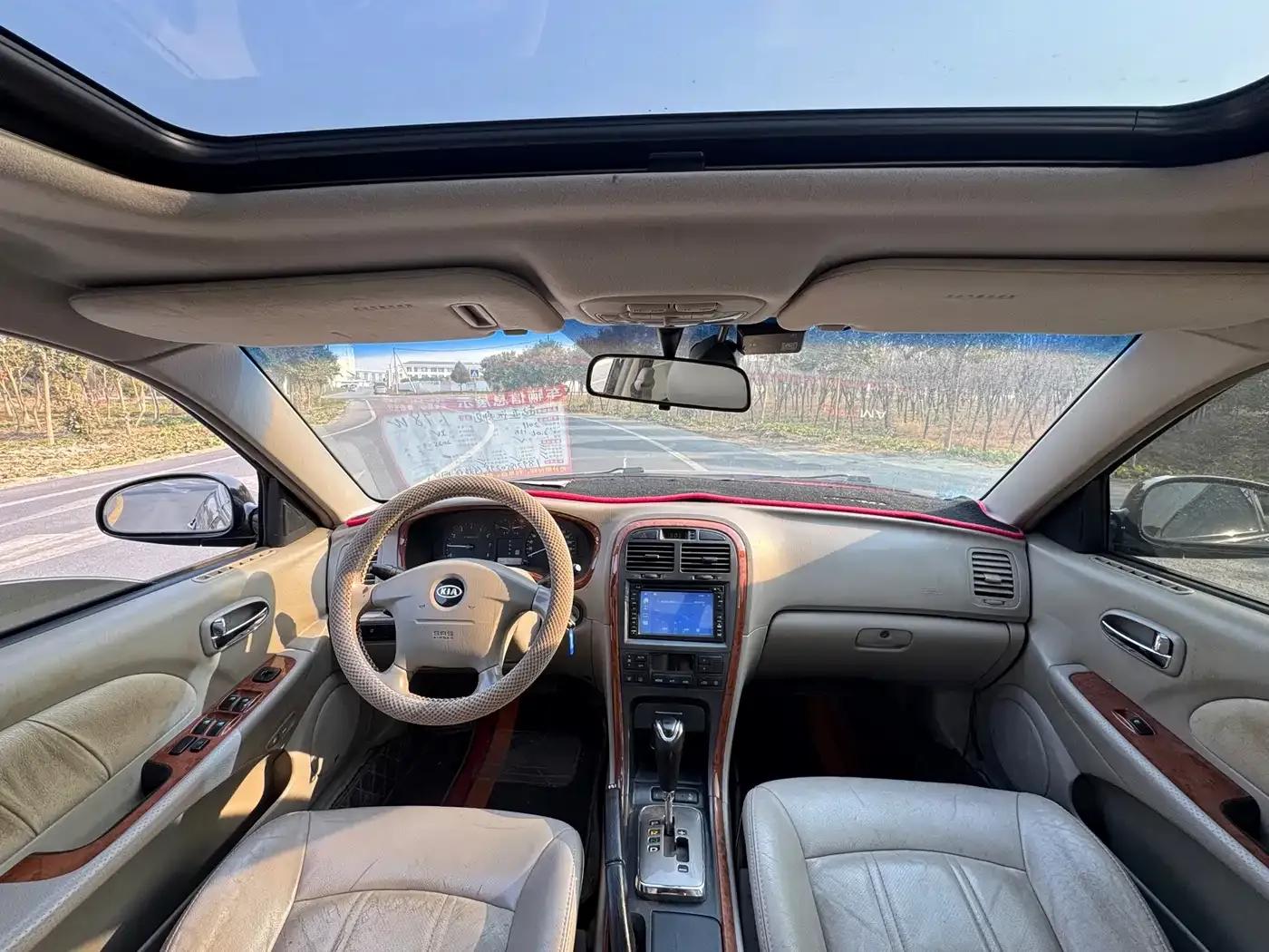 2006 Optimus Prime 2.0L Automatic Top-of-the-line Model — миниатюра 12