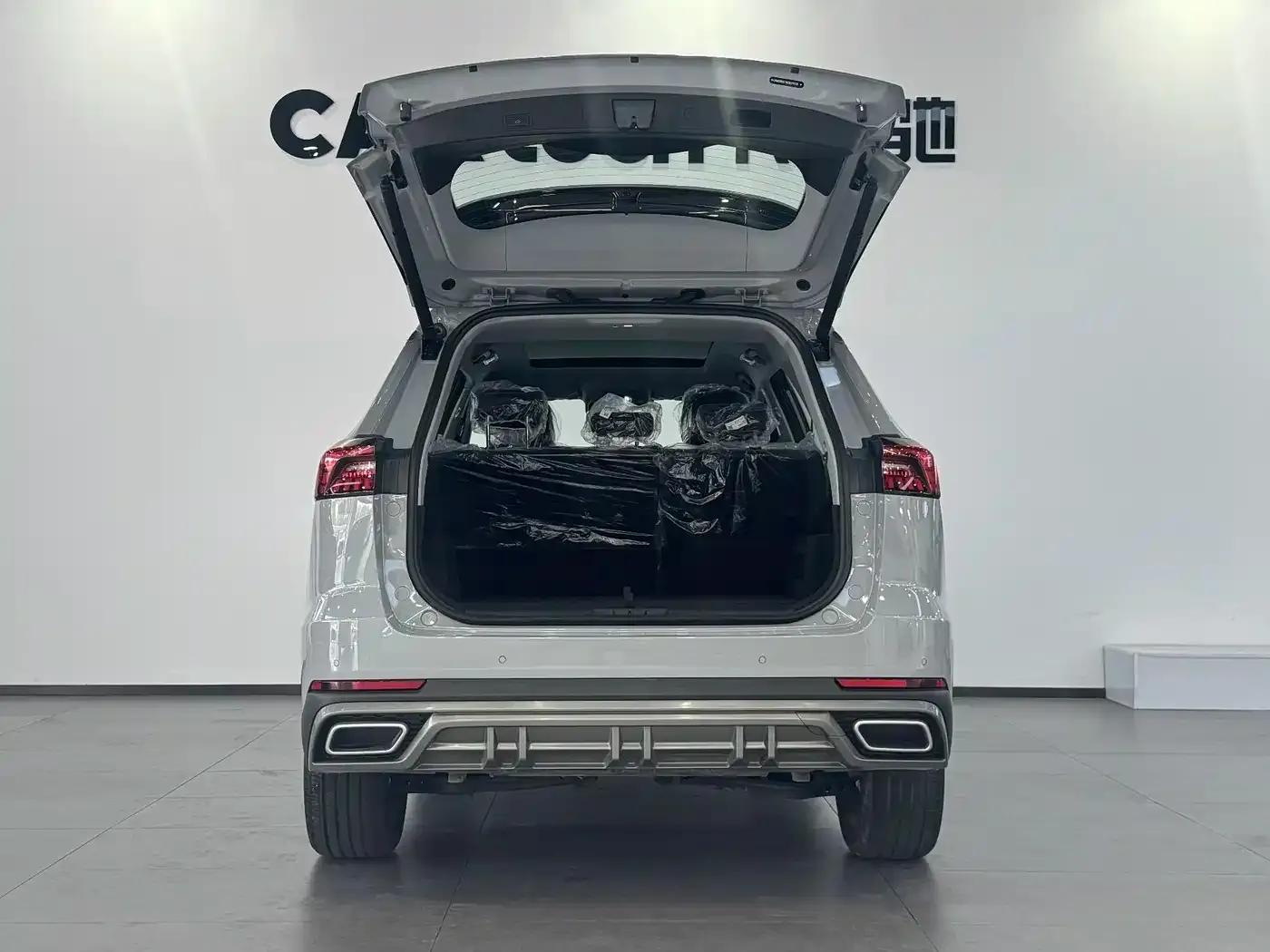 Chery Tiggo 8 PRO PHEV 2025 Champion Edition 1.5T 100km Premium Model — миниатюра 18