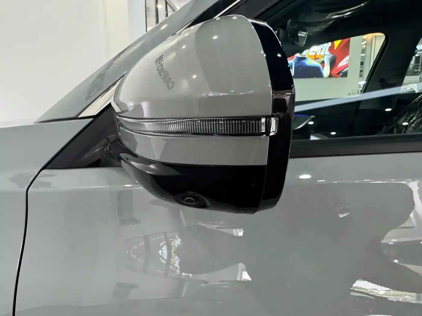 Chery Tiggo 8 PRO PHEV 2025 Champion Edition 1.5T 100km Premium Model — миниатюра 22