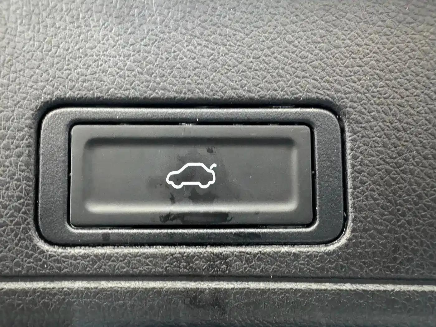 Chery Tiggo 8 PRO PHEV 2025 Champion Edition 1.5T 100km Premium Model — миниатюра 24