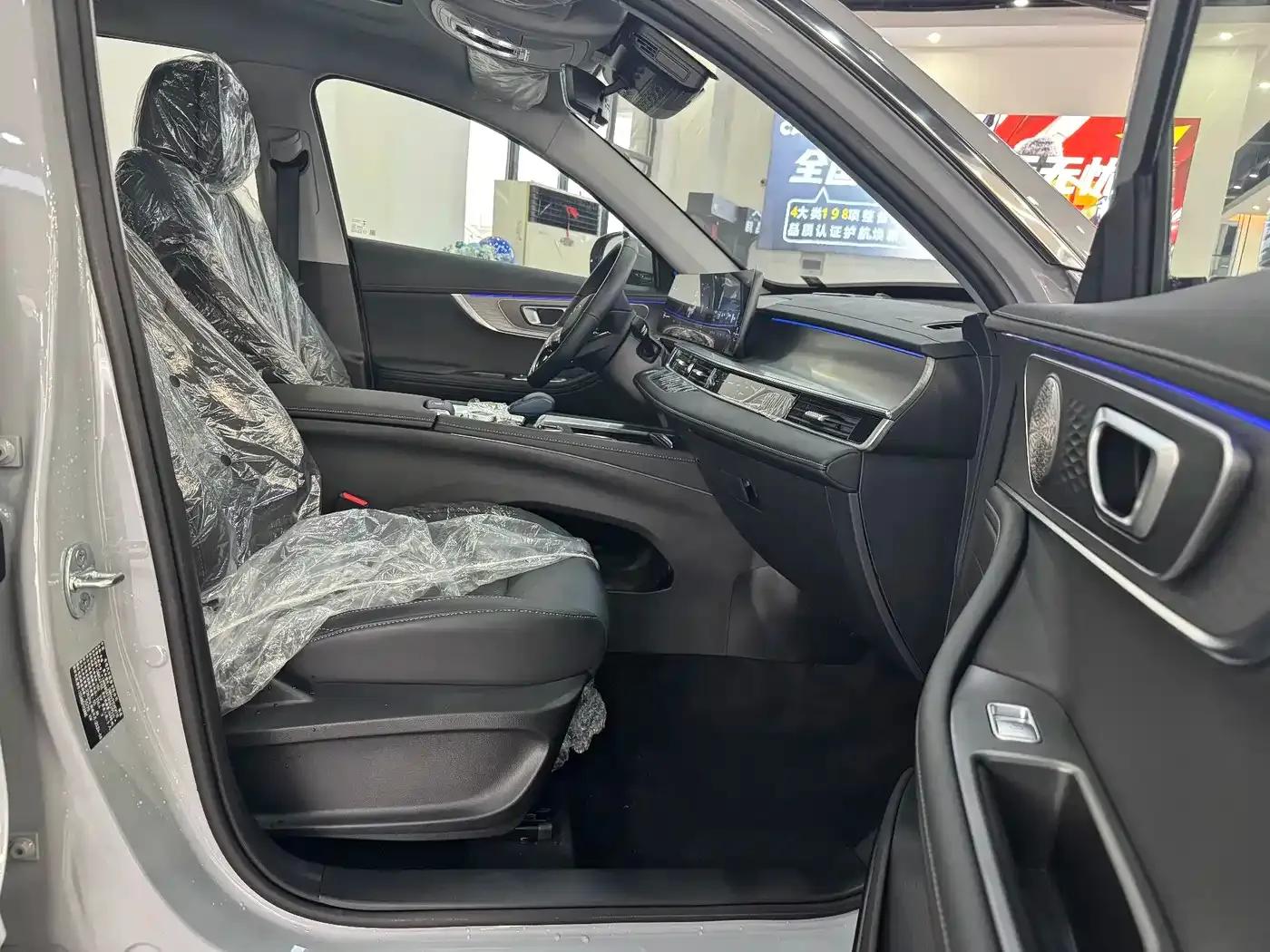 Chery Tiggo 8 PRO PHEV 2025 Champion Edition 1.5T 100km Premium Model — миниатюра 6