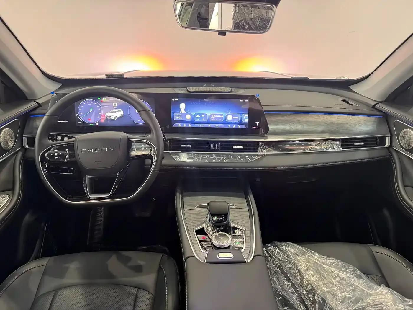 Chery Tiggo 8 PRO PHEV 2025 Champion Edition 1.5T 100km Premium Model — миниатюра 8