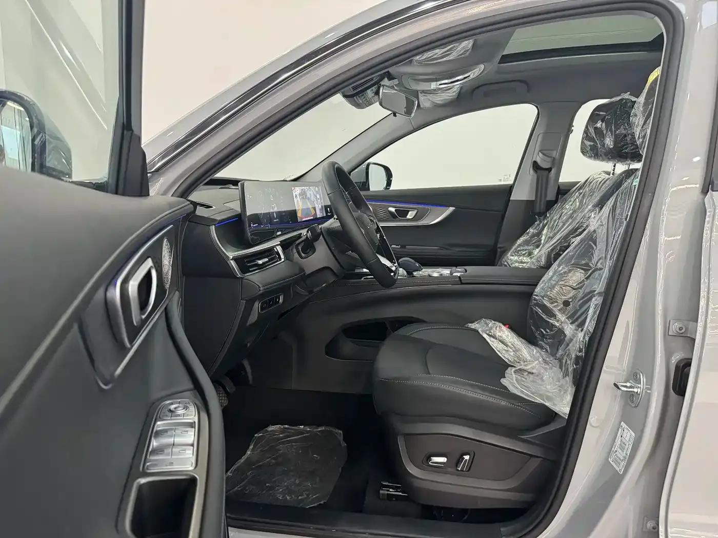 Chery Tiggo 8 PRO PHEV 2025 Champion Edition 1.5T 100km Premium Model — миниатюра 9