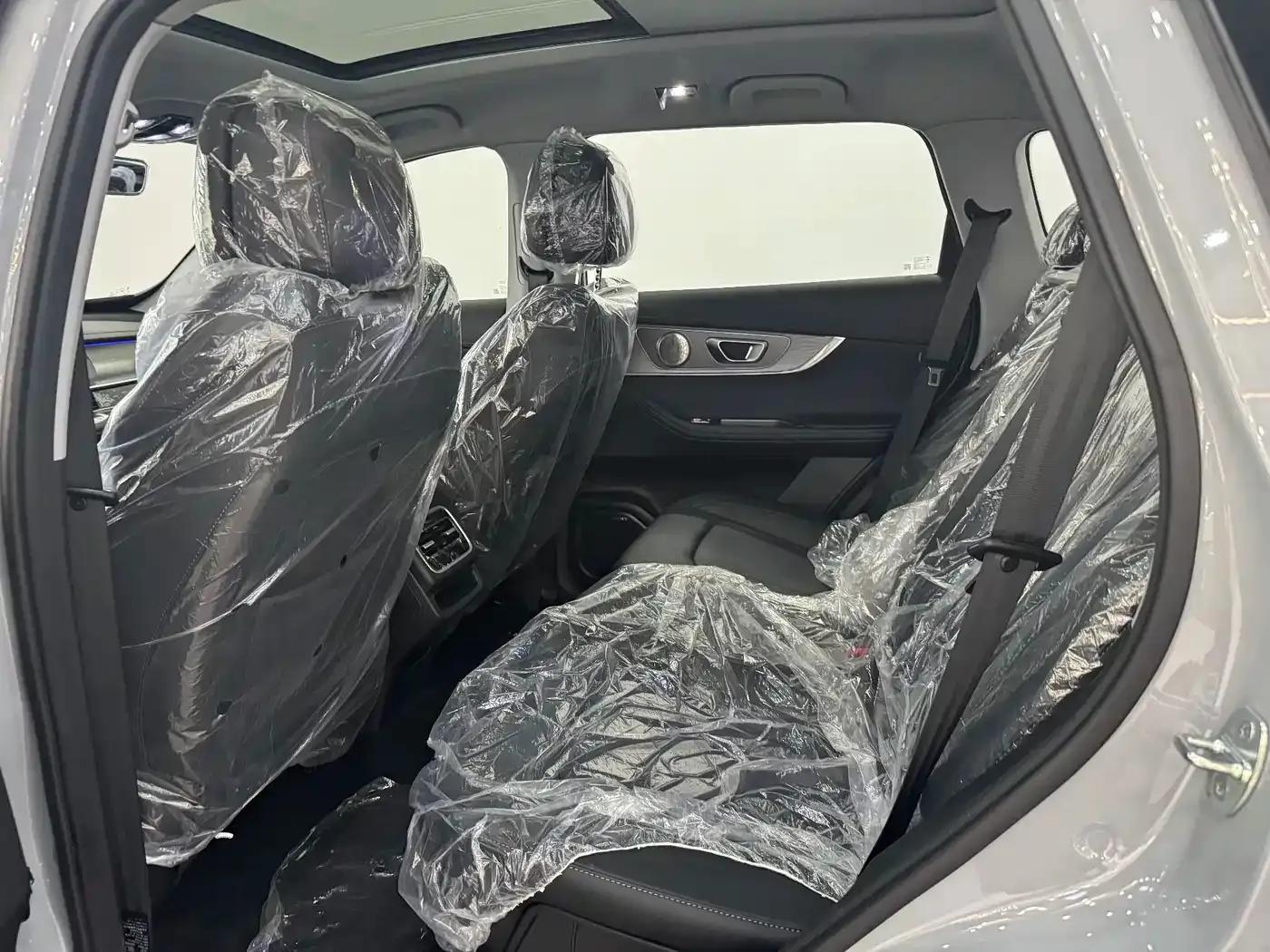 Chery Tiggo 8 PRO PHEV 2025 Champion Edition 1.5T 100km Premium Model — миниатюра 10