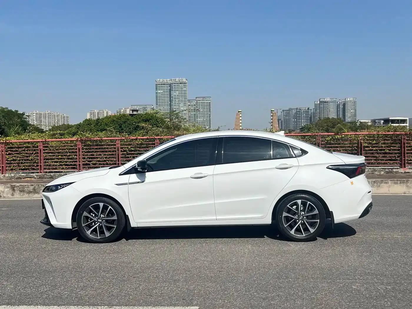 Chery Arrizo 5 GT 2023 1.5T CVT Smart — миниатюра 16