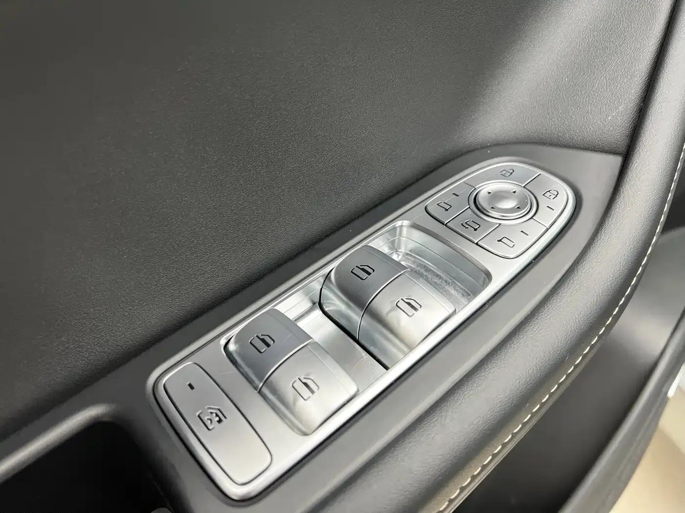 Oumengda 2022 1.5T CVT Master Edition — миниатюра 18