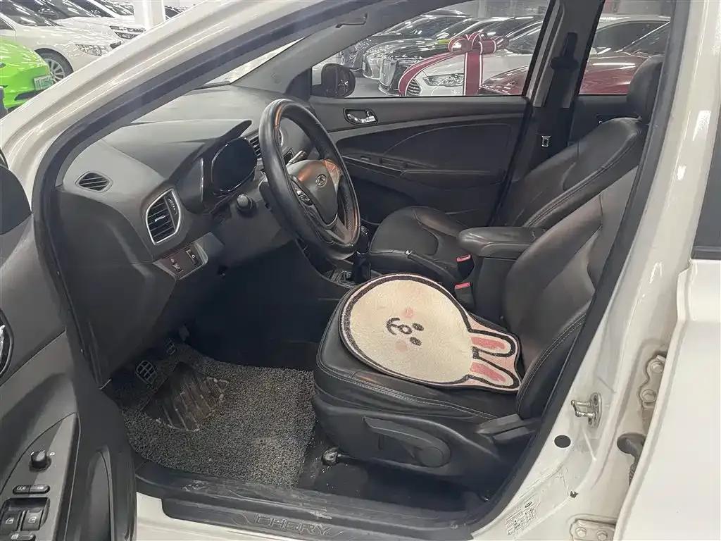 Chery Arrizo 3 2015 1.5L Manual Cool Edition — миниатюра 4