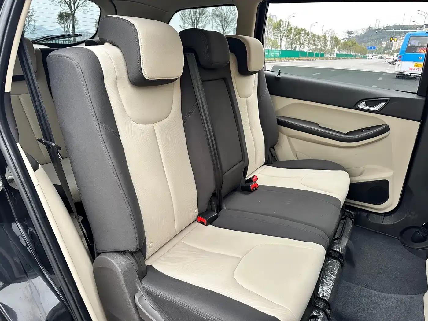 Chery Arrizo M7 2015 2.0L CVT Wide Edition 232 Seats — миниатюра 30
