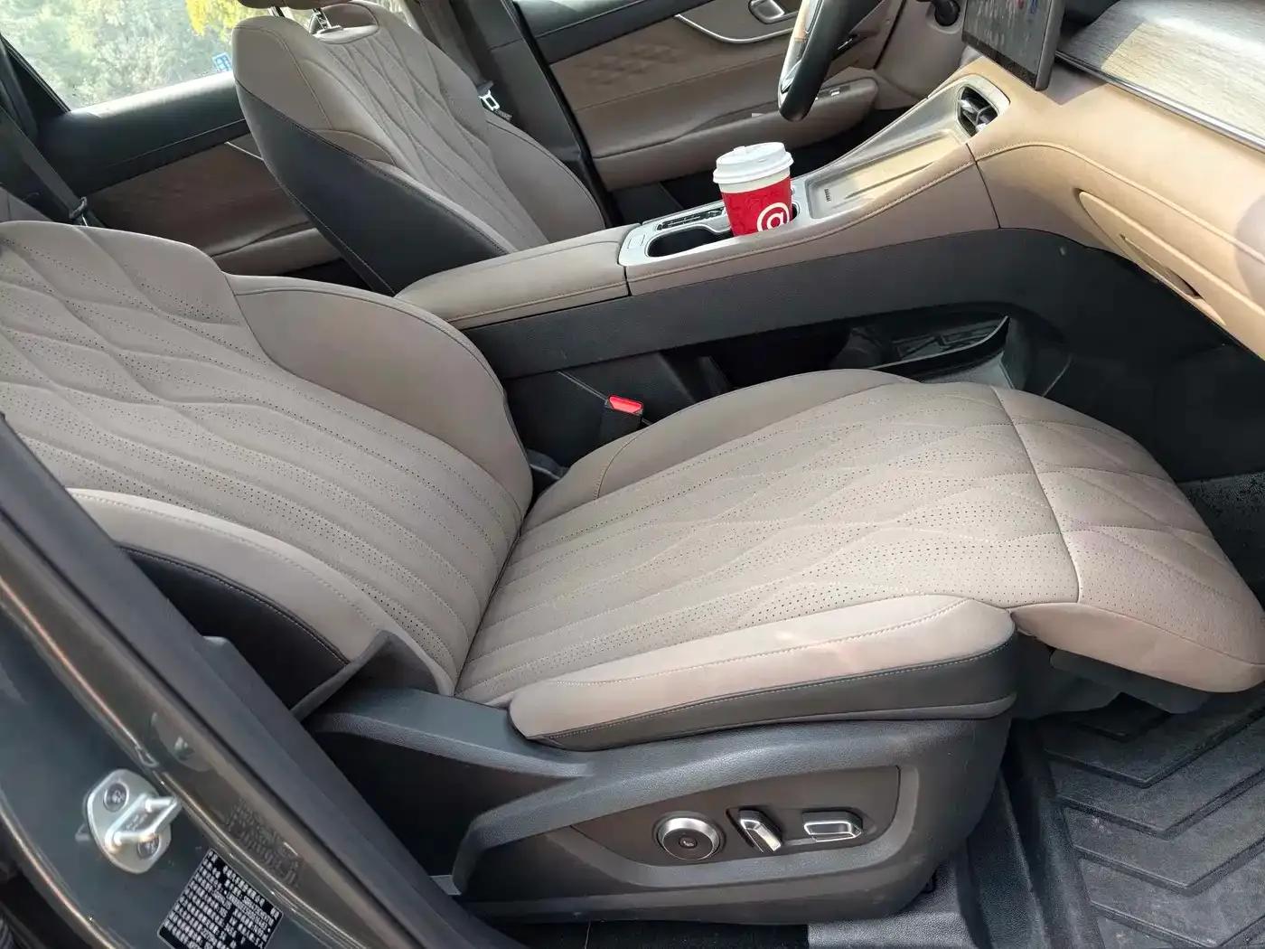 Fengyun T8 2025 1.5T 130km Premium Edition 5-seater — миниатюра 13