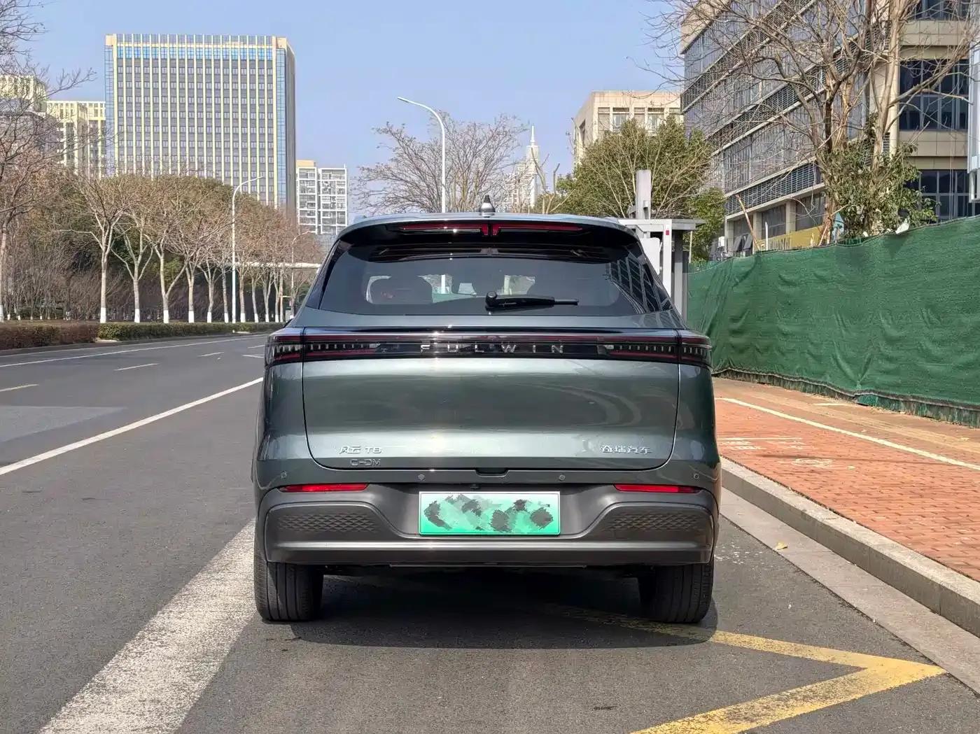 Fengyun T8 2025 1.5T 130km Premium Edition 5-seater — миниатюра 6