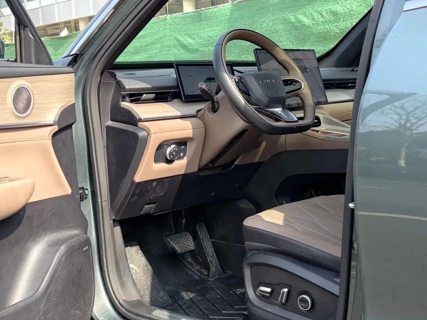 Fengyun T8 2025 1.5T 130km Premium Edition 5-seater — миниатюра 8
