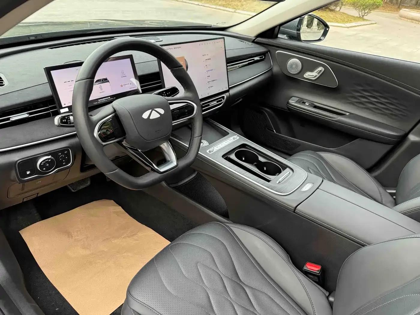 Fengyun A8L 2025 1.5TGDI 145km Luxury Edition — миниатюра 11