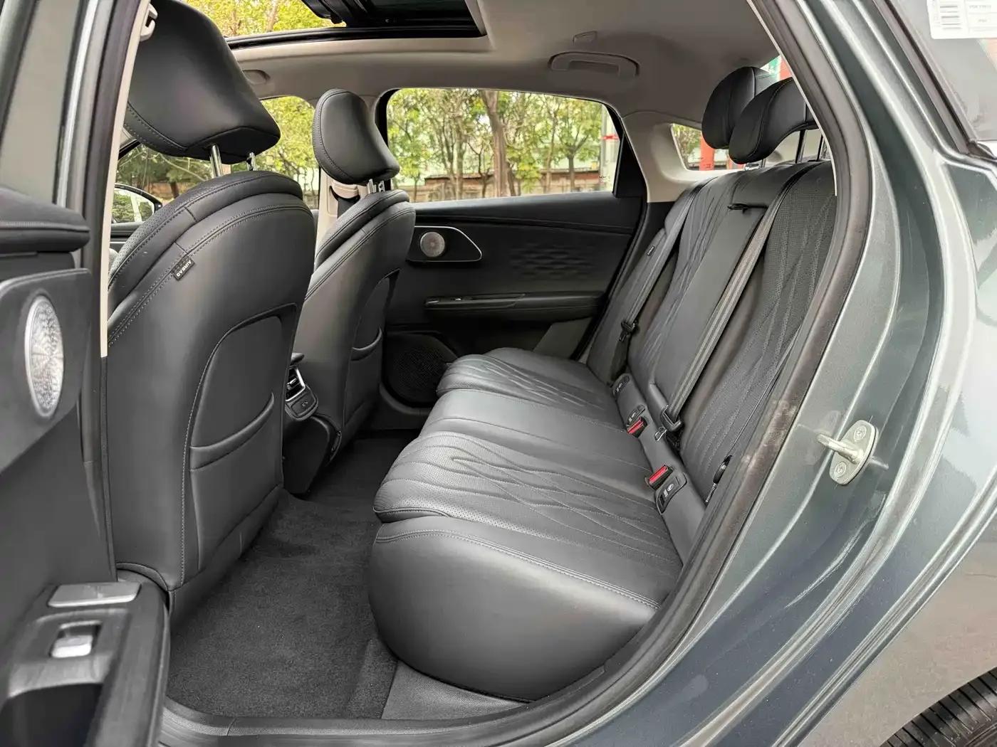 Fengyun A8L 2025 1.5TGDI 145km Luxury Edition — миниатюра 12