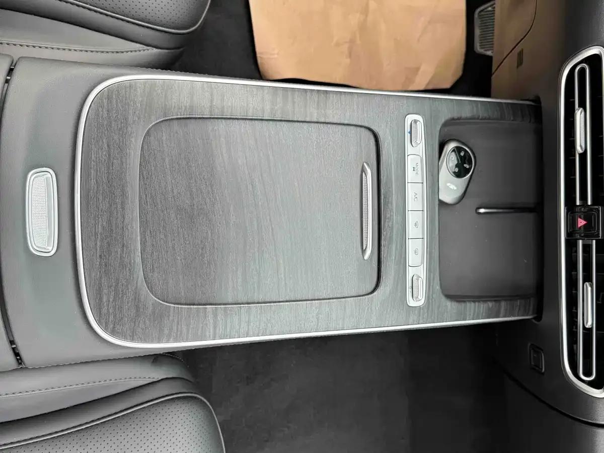 Fengyun A8L 2025 1.5TGDI 145km Luxury Edition — миниатюра 19
